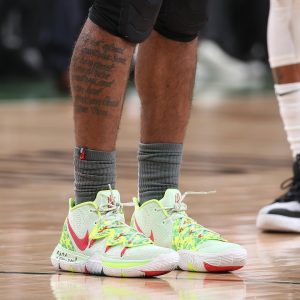 #KicksOnCourt: Kyrie Irving in the EYBL Nike Kyrie 5 today in Milwaukee.
 Gary D...
