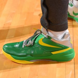 #KicksOnCourt: @PJTucker pulled out KD's "Wanda Pratt" Nike KD4 tonight in Houst...