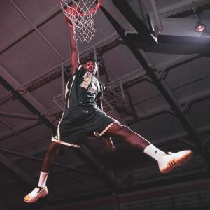 LeBron x Jumpman x Kobe...17 years ago!
 Michael J. LeBrecht II /Sports Illustra...