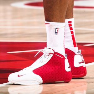 #KicksOnCourt: P.J. Tucker pulled out the Nike Air Zoom Flight 2K3 tonight again...