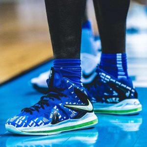 #KicksOnCourt:  Zion with the custom Nike LeBron 10 Elite.
 @dukembb...
